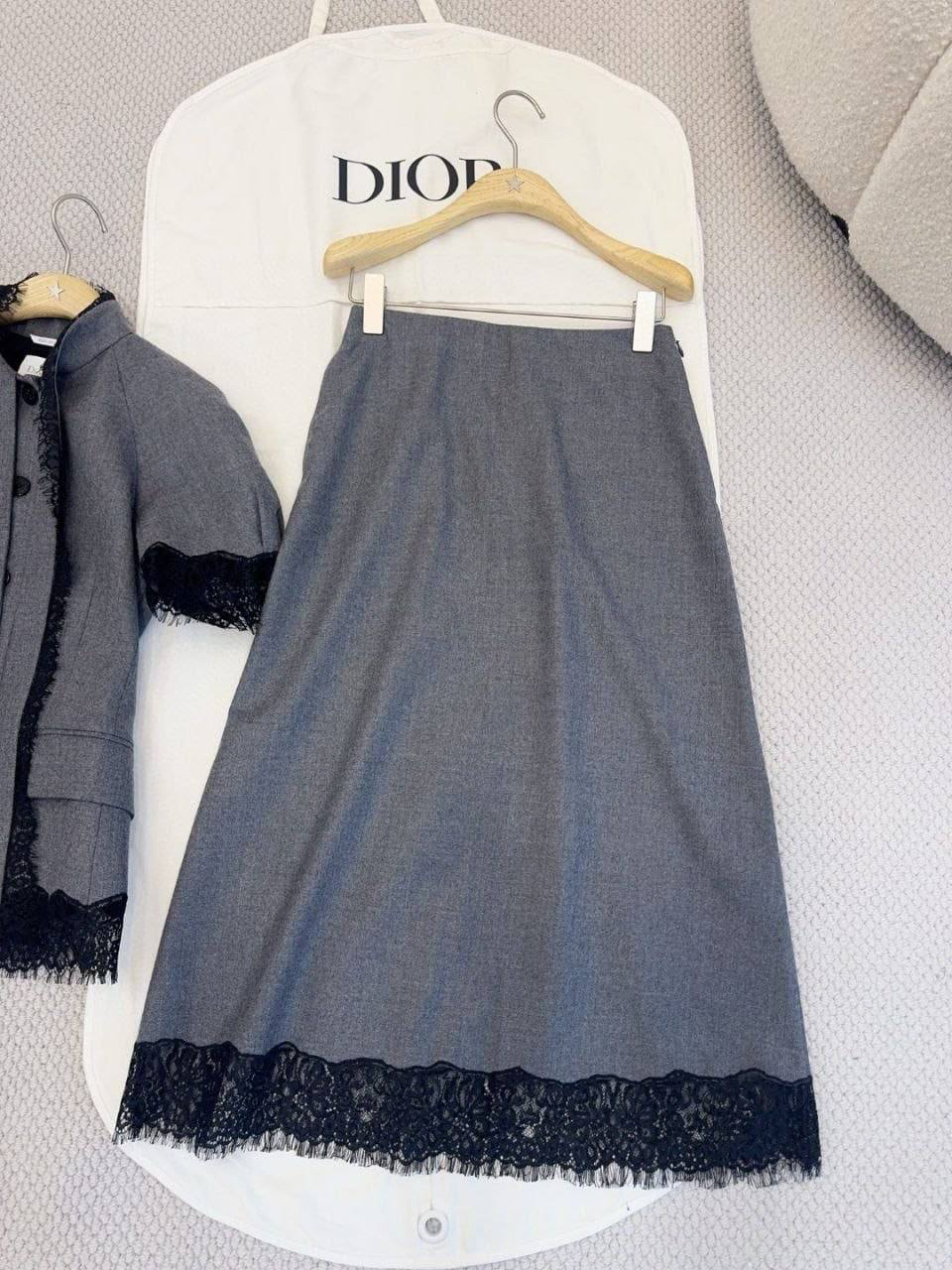 КОСТЮМ CHRISTIAN DIOR детальное фото