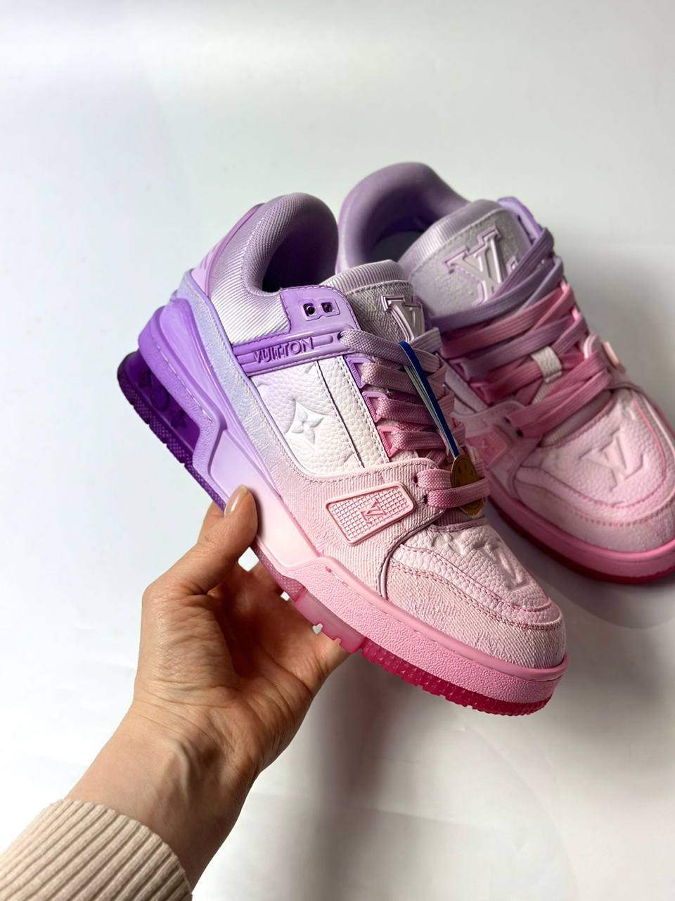 КРОСООВКИ LOUIS VUITTON детальное фото