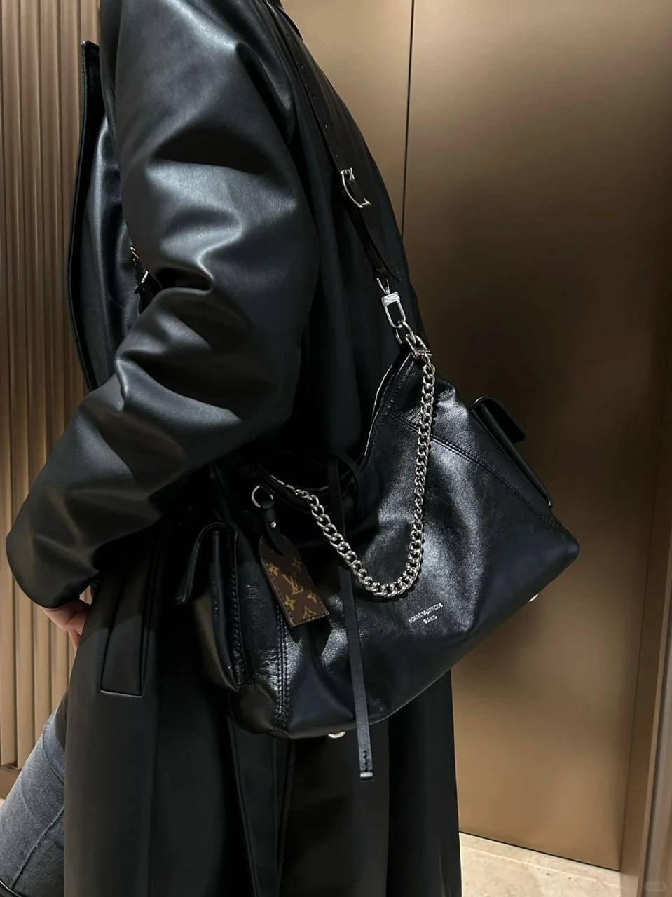 СУМКА LOUIS VUITTON детальное фото