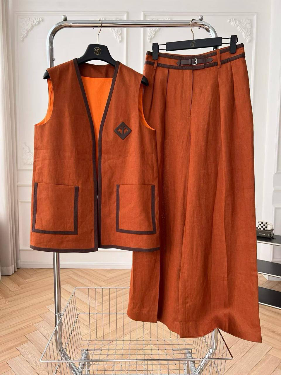 КОСТЮМ HERMES детальное фото