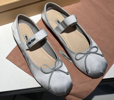 БАЛЕТКИ MIU MIU фото