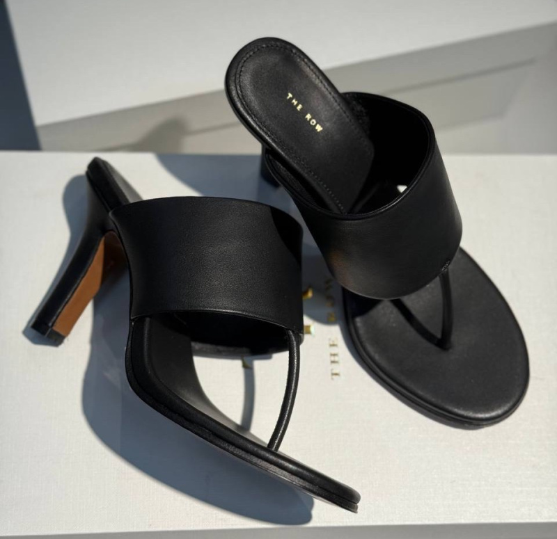 ШЛЕПКИ THE ROW фото