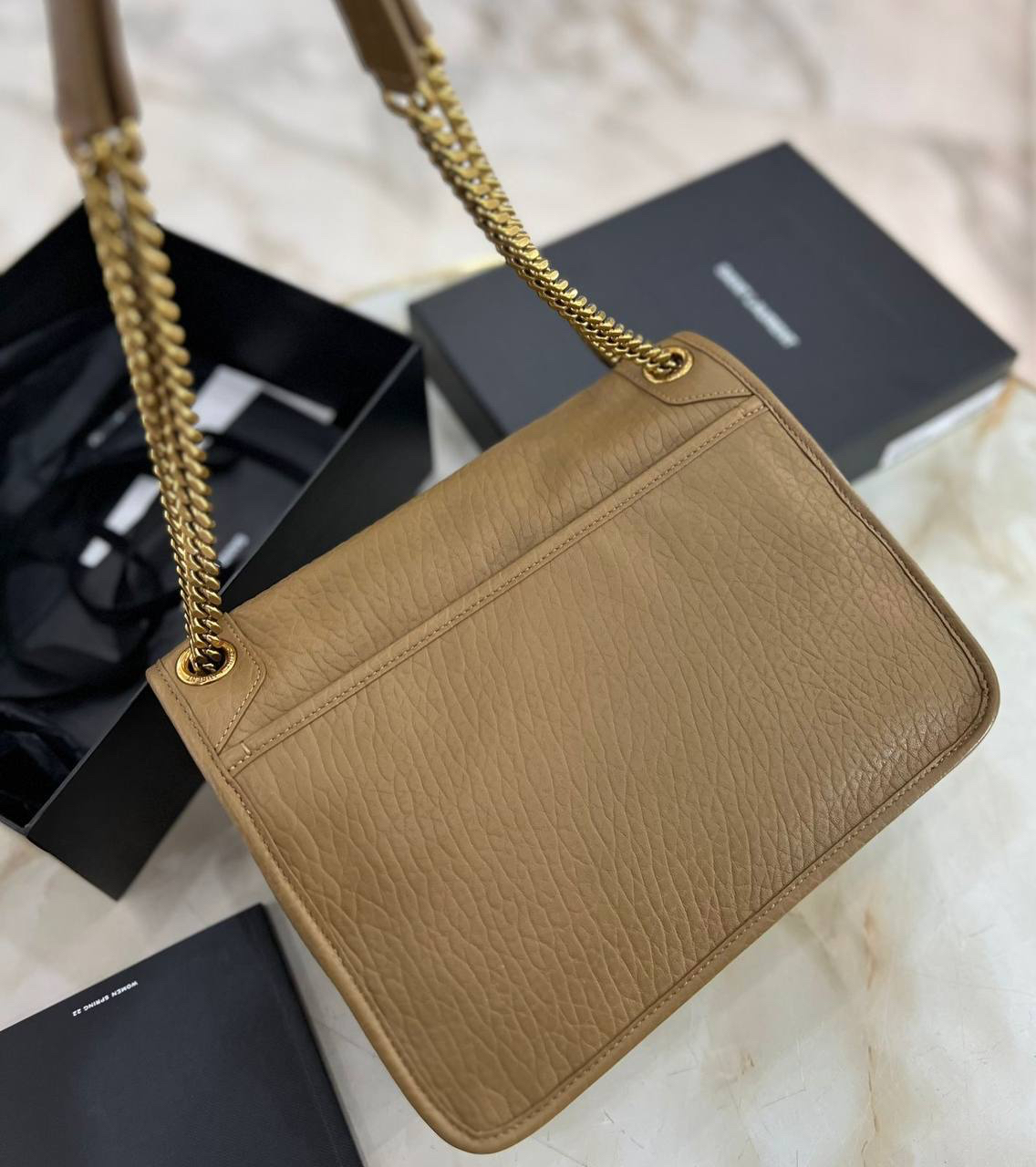 СУМКА SAINT LAURENT детальное фото