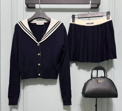 КОСТЮМ MIU MIU фото