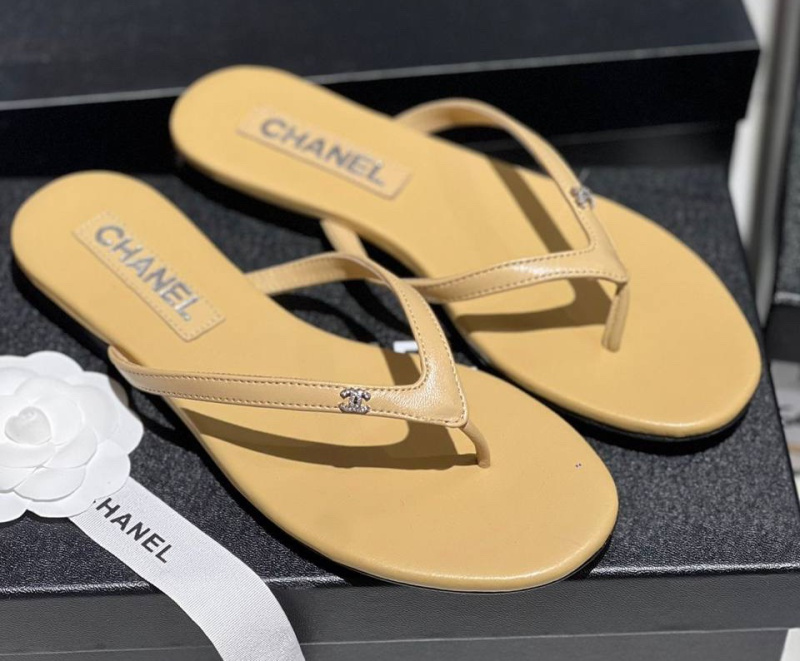 ШЛЕПКИ CHANEL фото