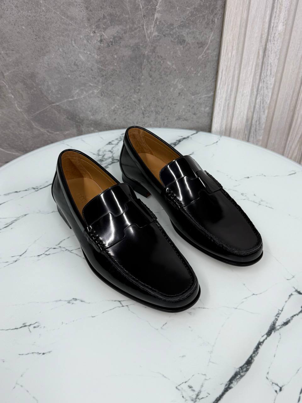 МУЖСКИЕ ЛОФЕРЫ HERMES детальное фото