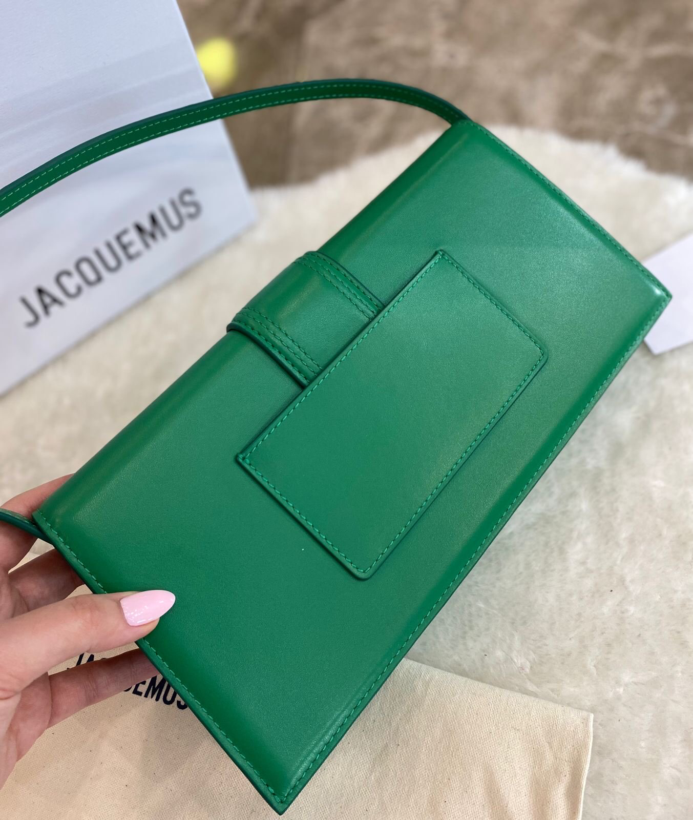 СУМКА JACQUEMUS детальное фото