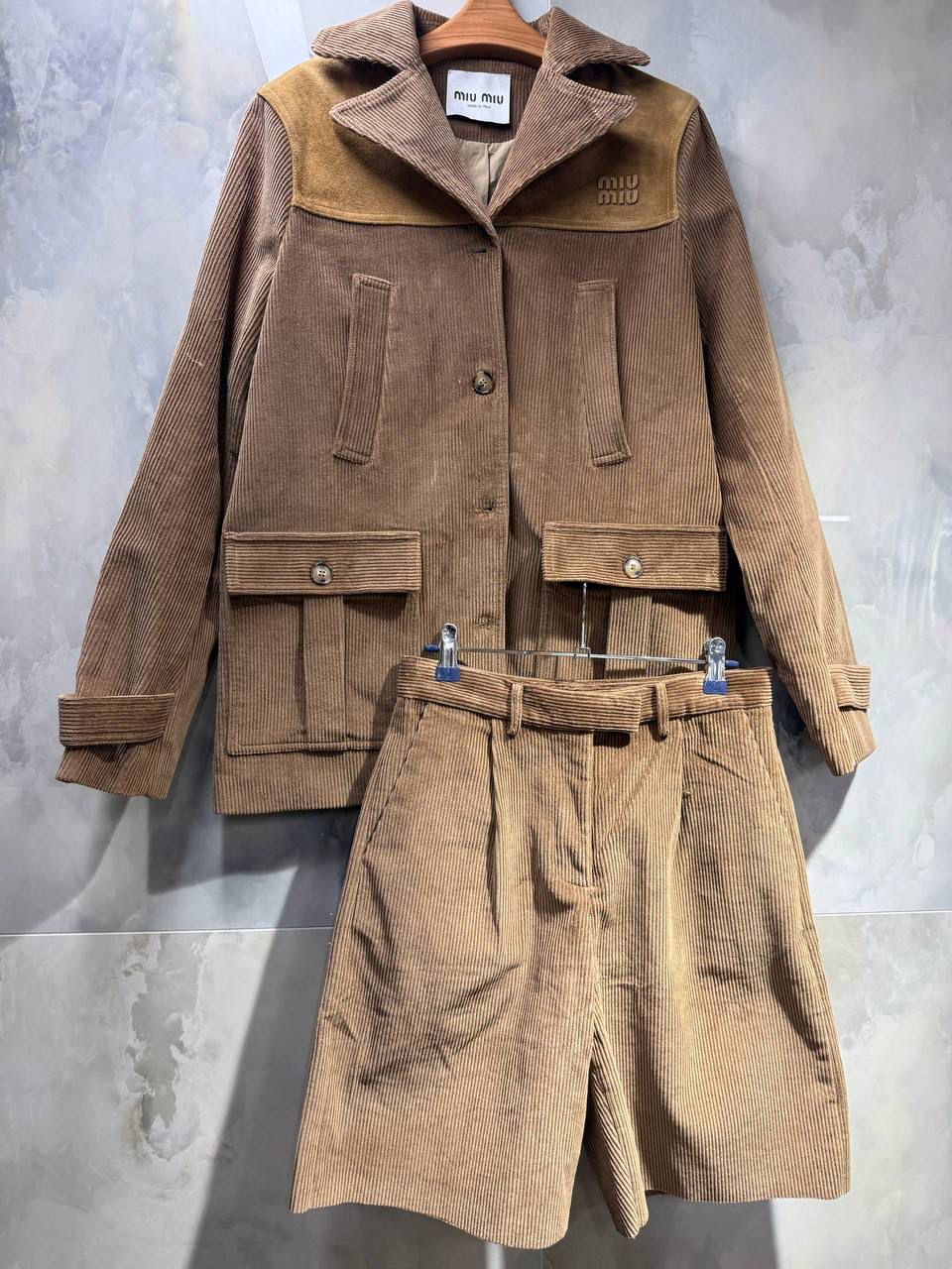 ШОРТЫ MIU MIU детальное фото