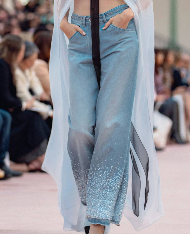 ДЖИНСЫ CHANEL фото