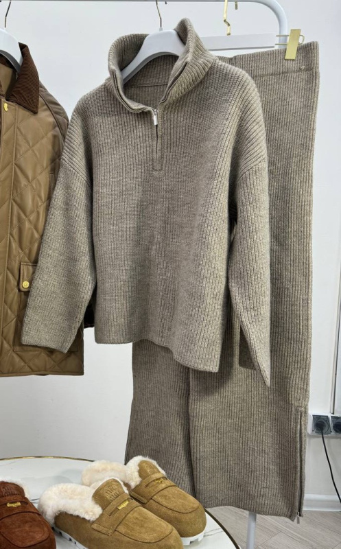 КОСТЮМ MAX MARA фото