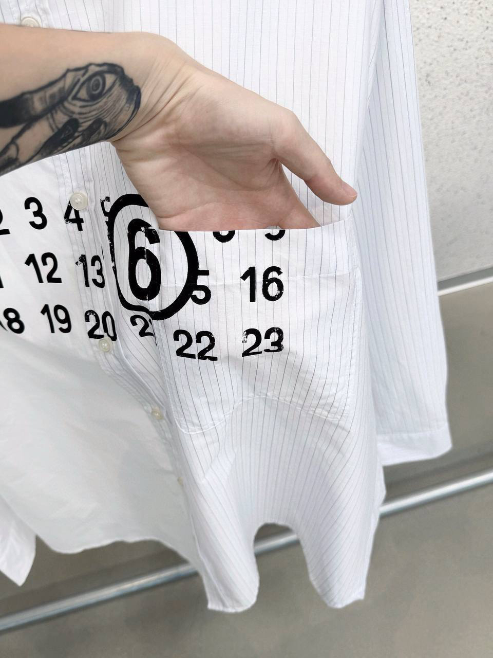 МУЖСКАЯ РУБАШКА MAISON MARGIELA детальное фото