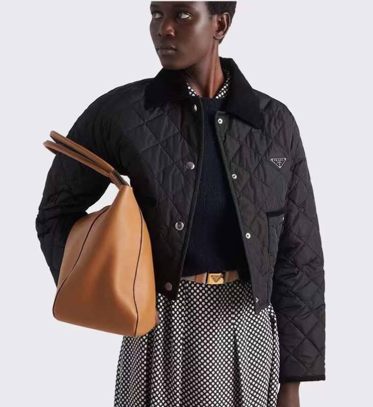 КУРТКА PRADA фото