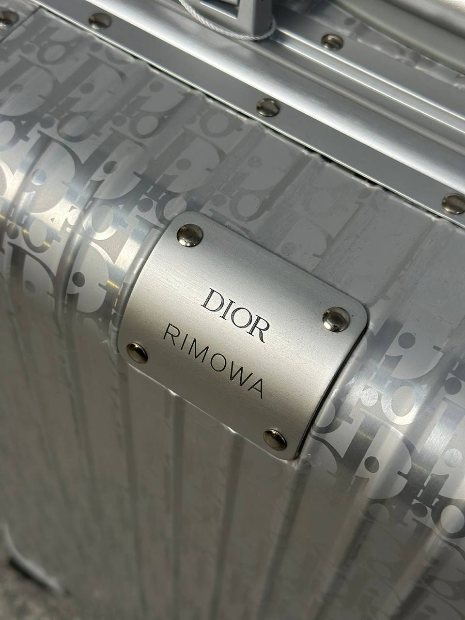 ЧЕМОДАН CHRISTIAN DIOR детальное фото
