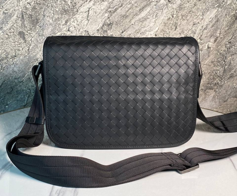 МУЖСКАЯ СУМКА МЕССЕНДЖЕР BOTTEGA VENETA фото