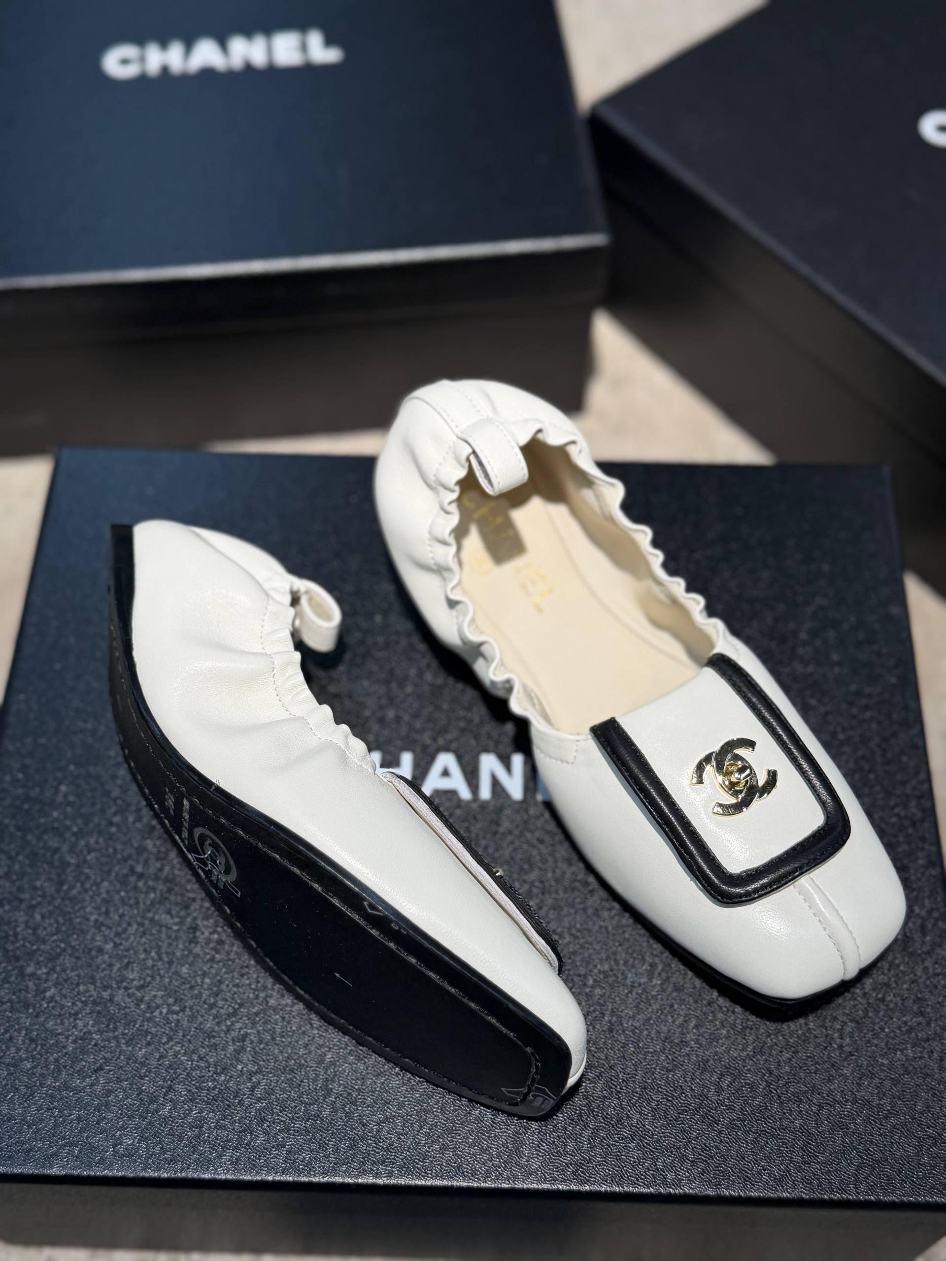 БАЛЕТКИ CHANEL детальное фото