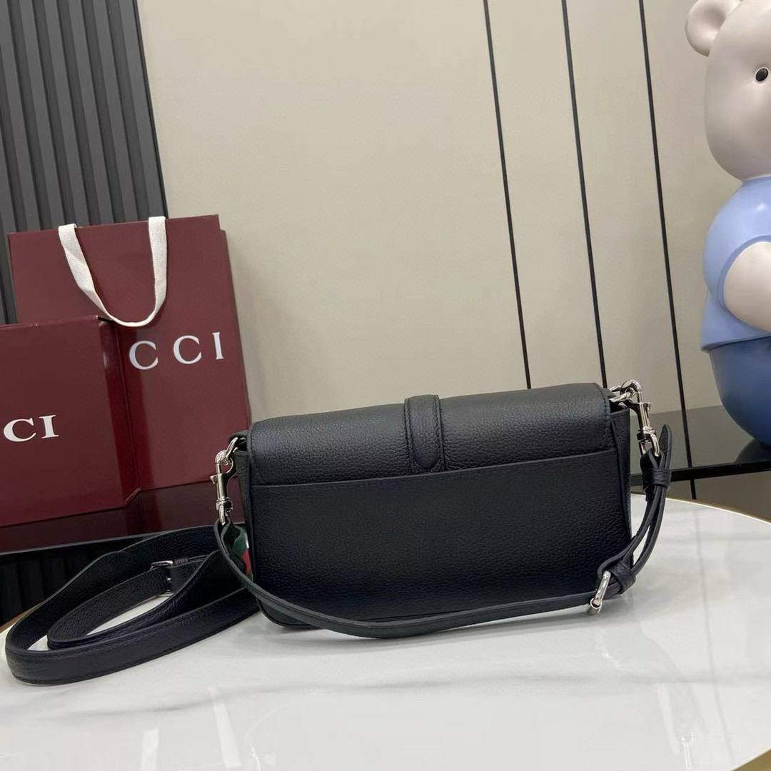МУЖСКАЯ СУМКА МЕССЕНДЖЕР GUCCI детальное фото