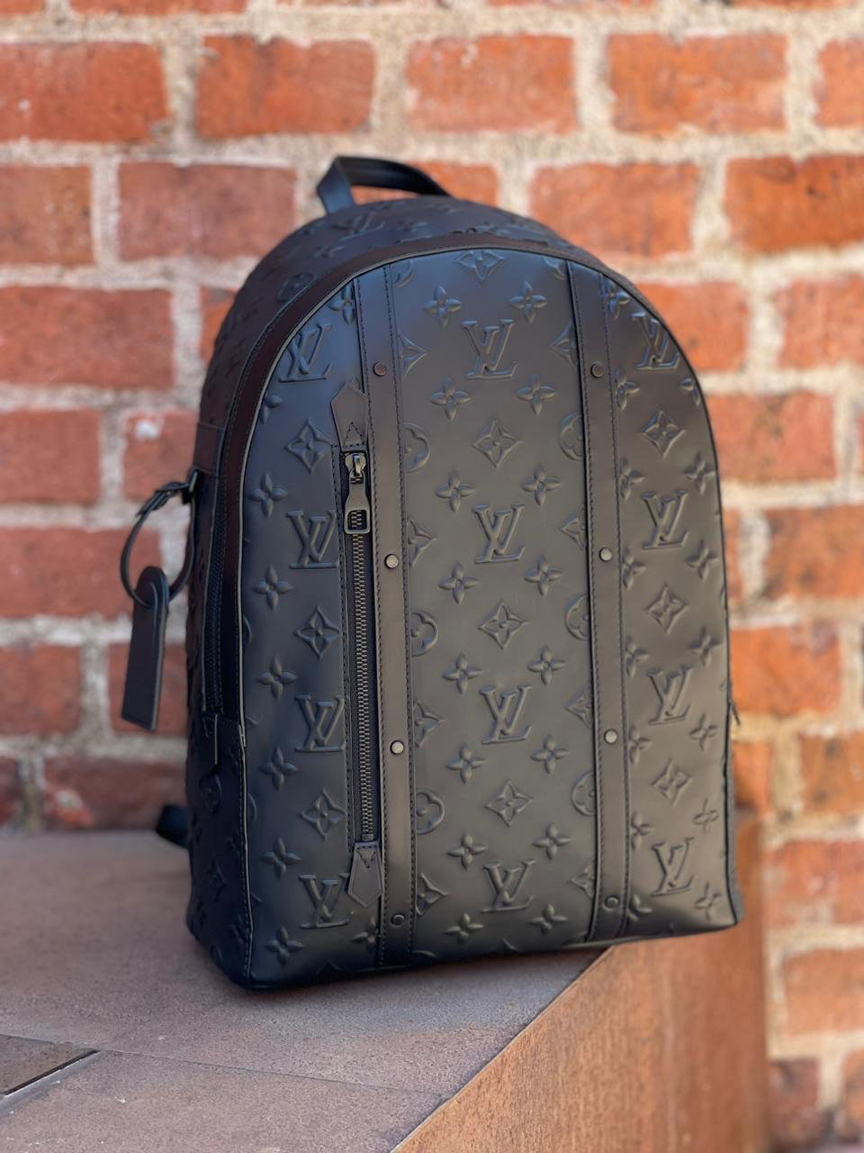 МУЖСКОЙ РЮКЗАК LOUIS VUITTON детальное фото