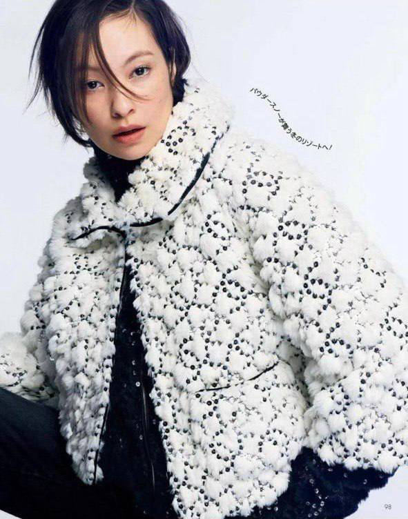 КУРТКА CHANEL фото