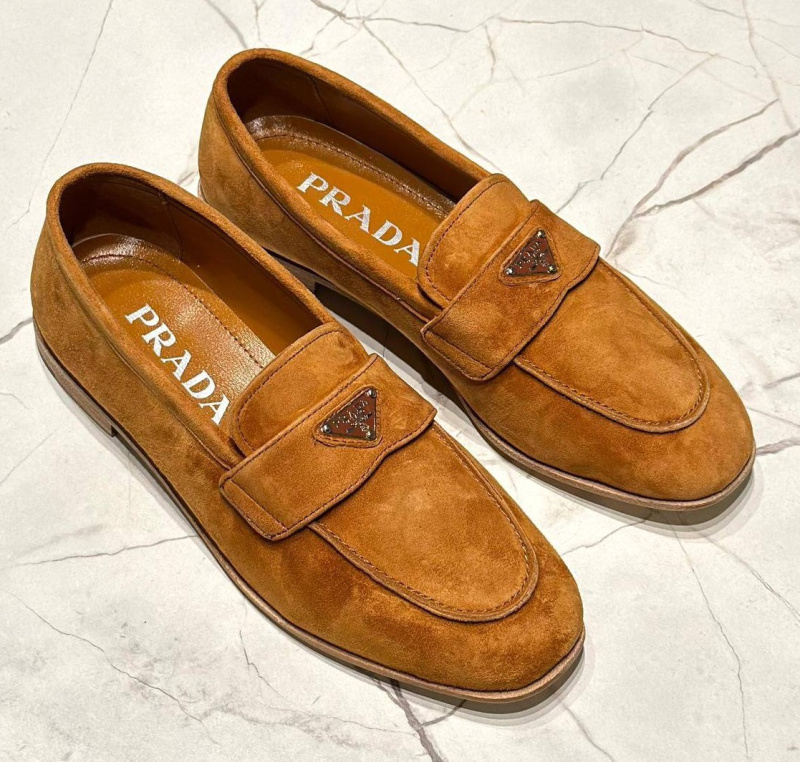 ЛОФЕРЫ PRADA фото