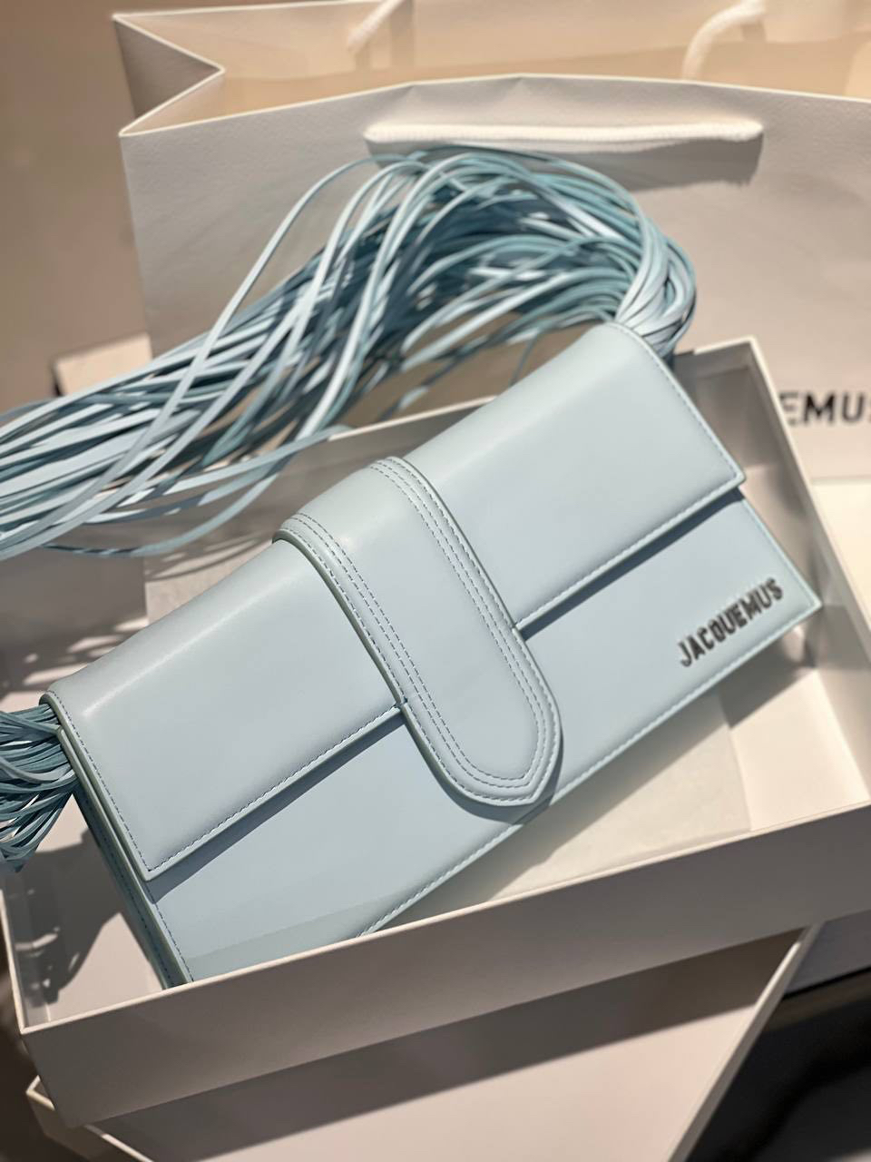 СУМКА JACQUEMUS детальное фото