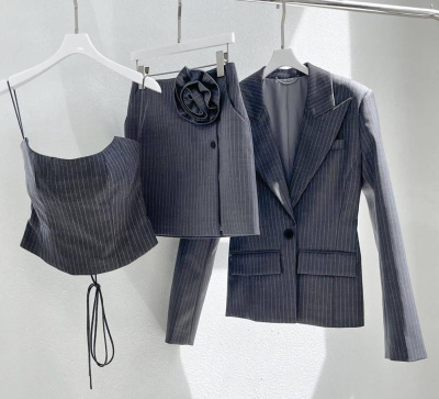 КОСТЮМ MAGDA BUTRYM фото