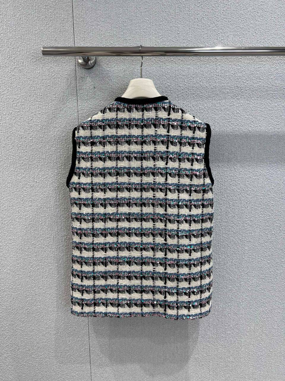 ЖИЛЕТ VALENTINO детальное фото