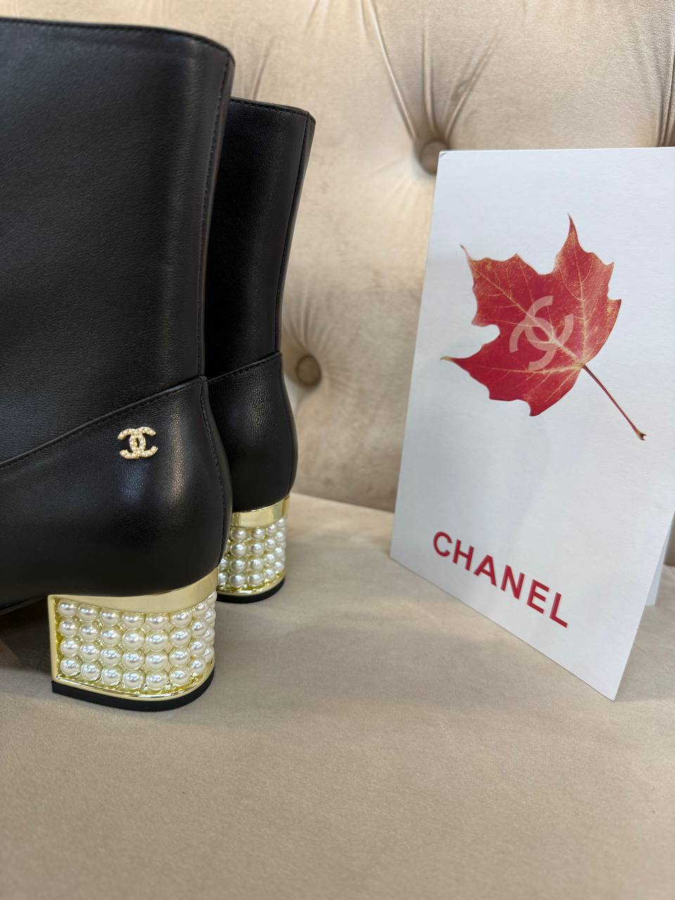БОТИЛЬОНЫ CHANEL детальное фото