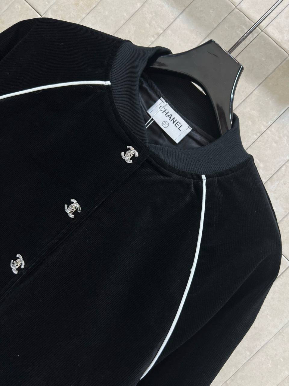 БОМБЕР CHANEL детальное фото