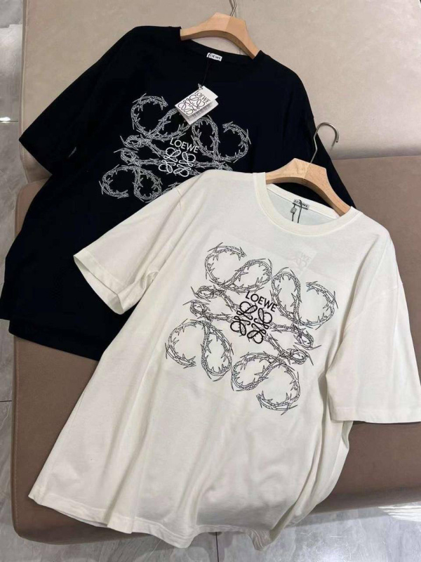 ФУТБОЛКА LOEWE фото