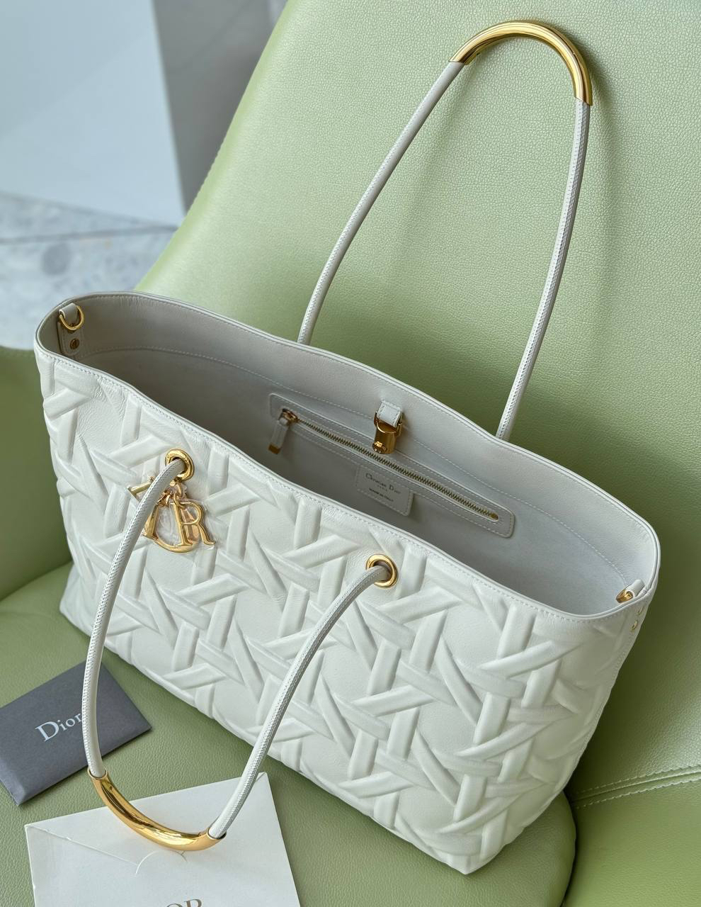 СУМКА CHRISTIAN DIOR детальное фото