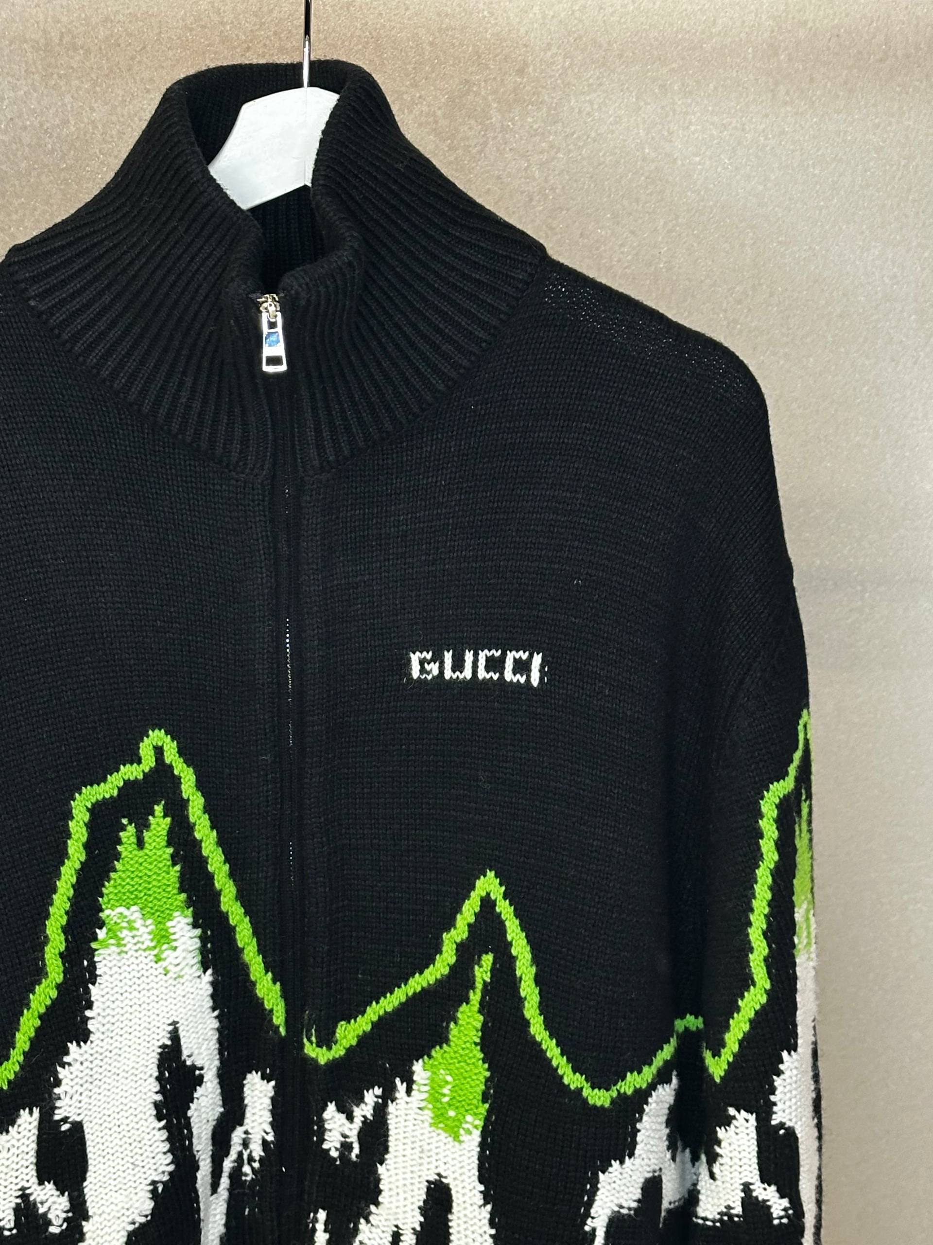МУЖСКОЙ КАРДИГАН GUCCI детальное фото