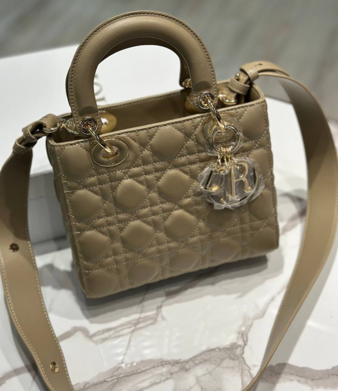 СУМКА CHRISTIAN DIOR LADY фото