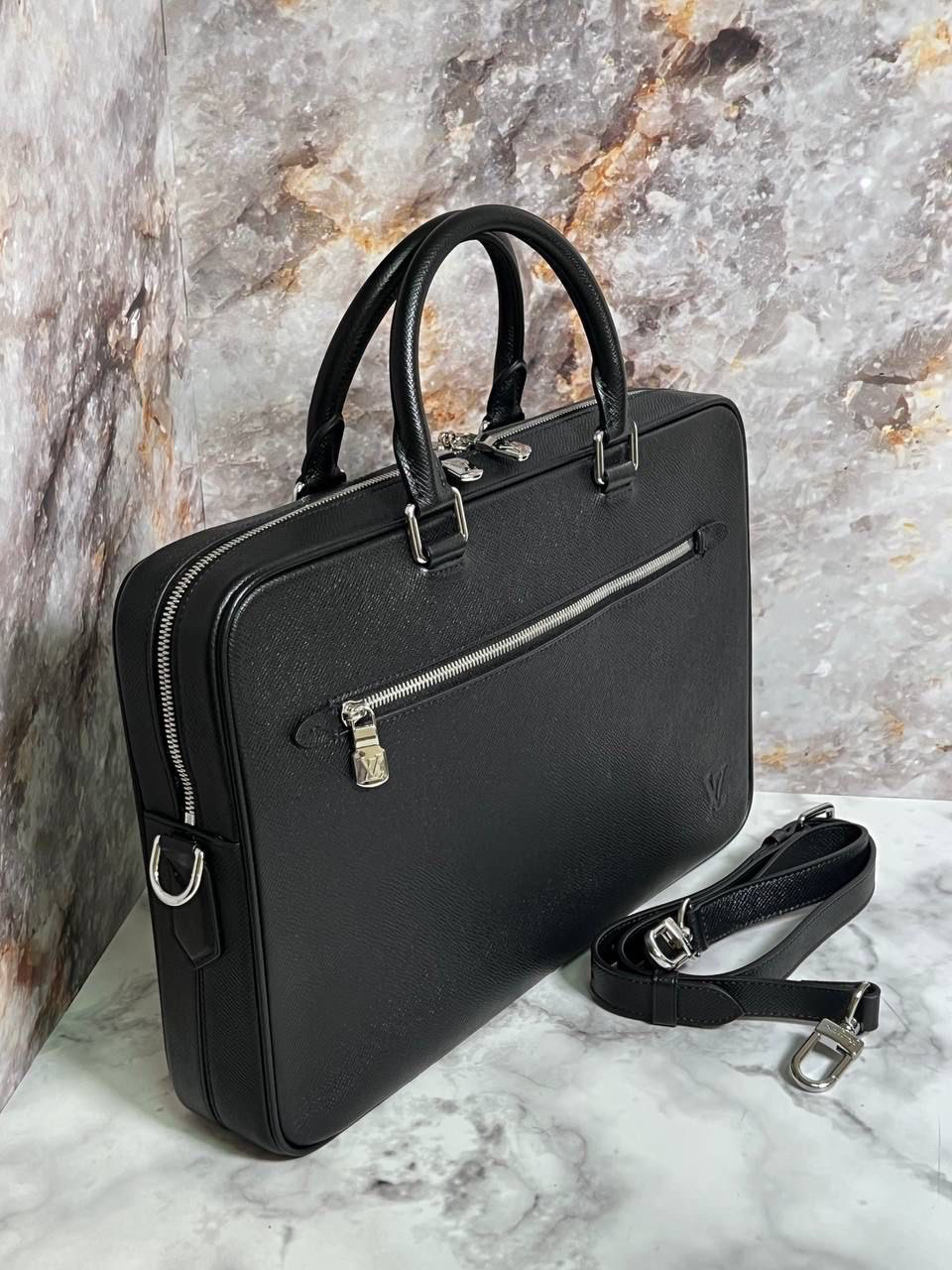 МУЖСКОЙ ПОРТФЕЛЬ LOUIS VUITTON детальное фото