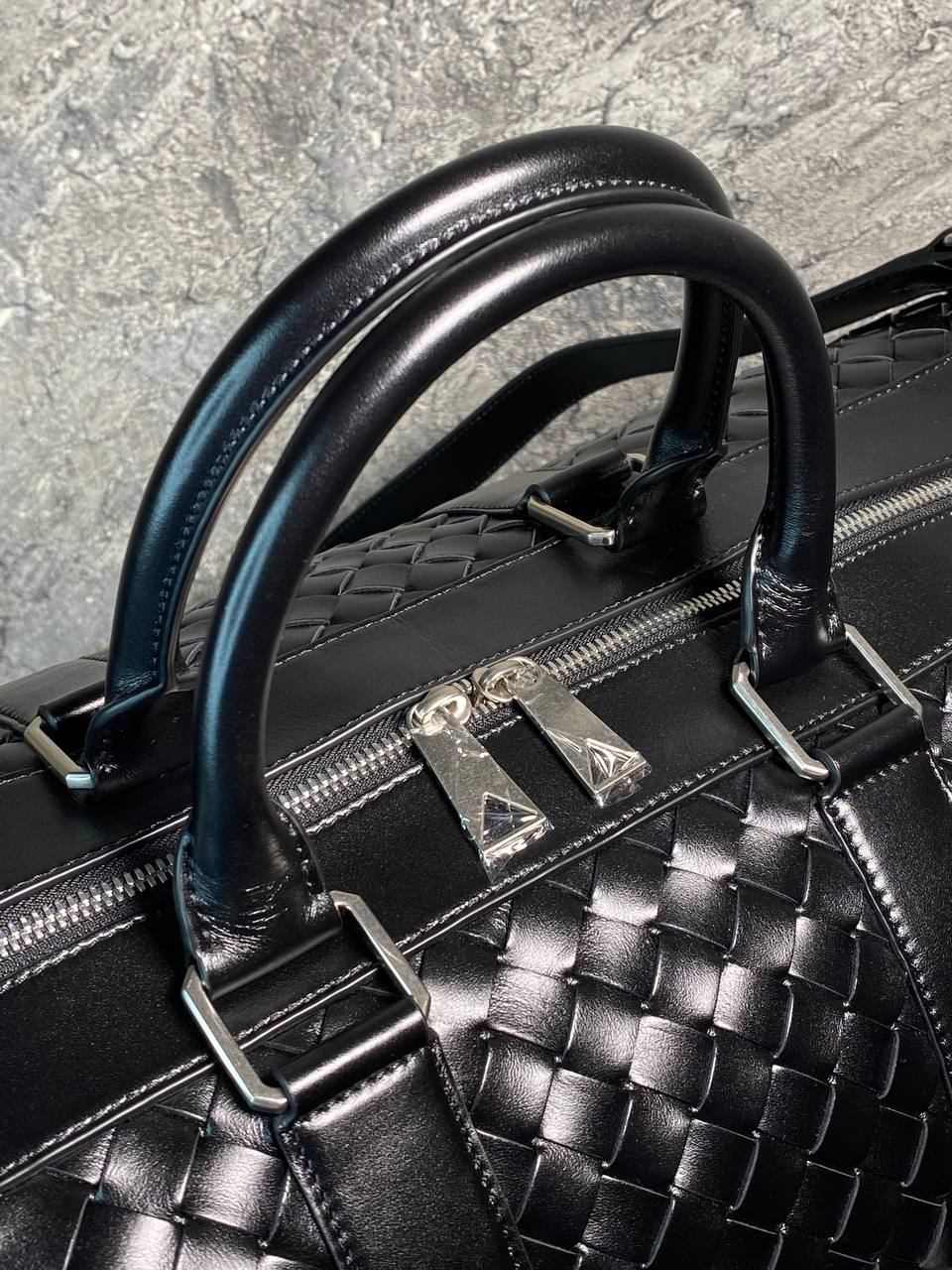 ДОРОЖНАЯ СУМКА BOTTEGA VENETA детальное фото