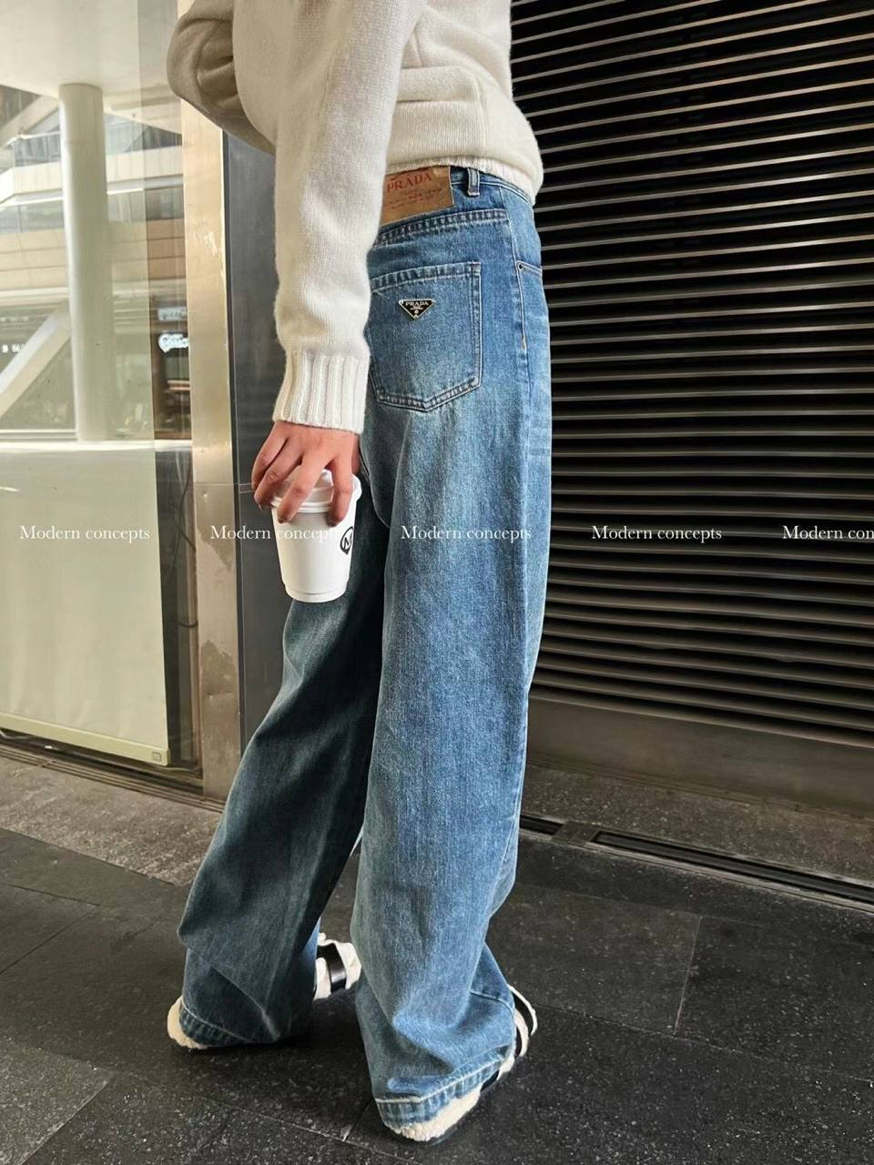 ДЖИНСЫ PRADA детальное фото