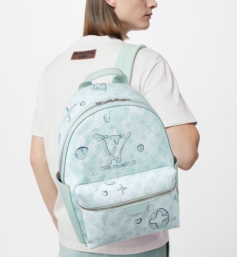 МУЖСКОЙ РЮКЗАК LOUIS VUITTON детальное фото