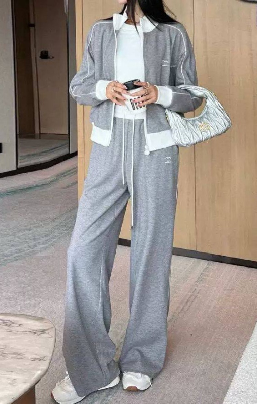 КОСТЮМ CHANEL фото