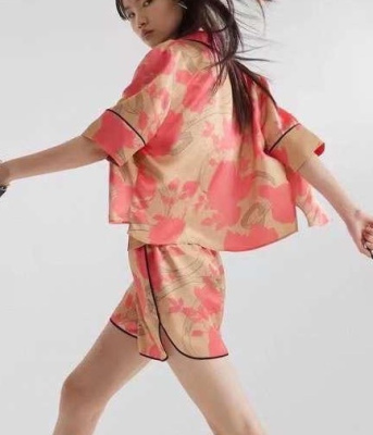 КОСТЮМ FENDI фото