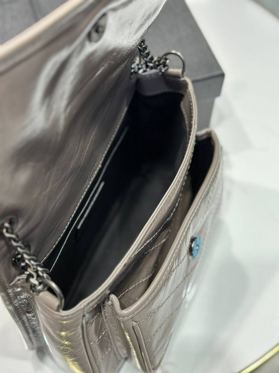 СУМКА SAINT LAURENT NIKI SMALL детальное фото