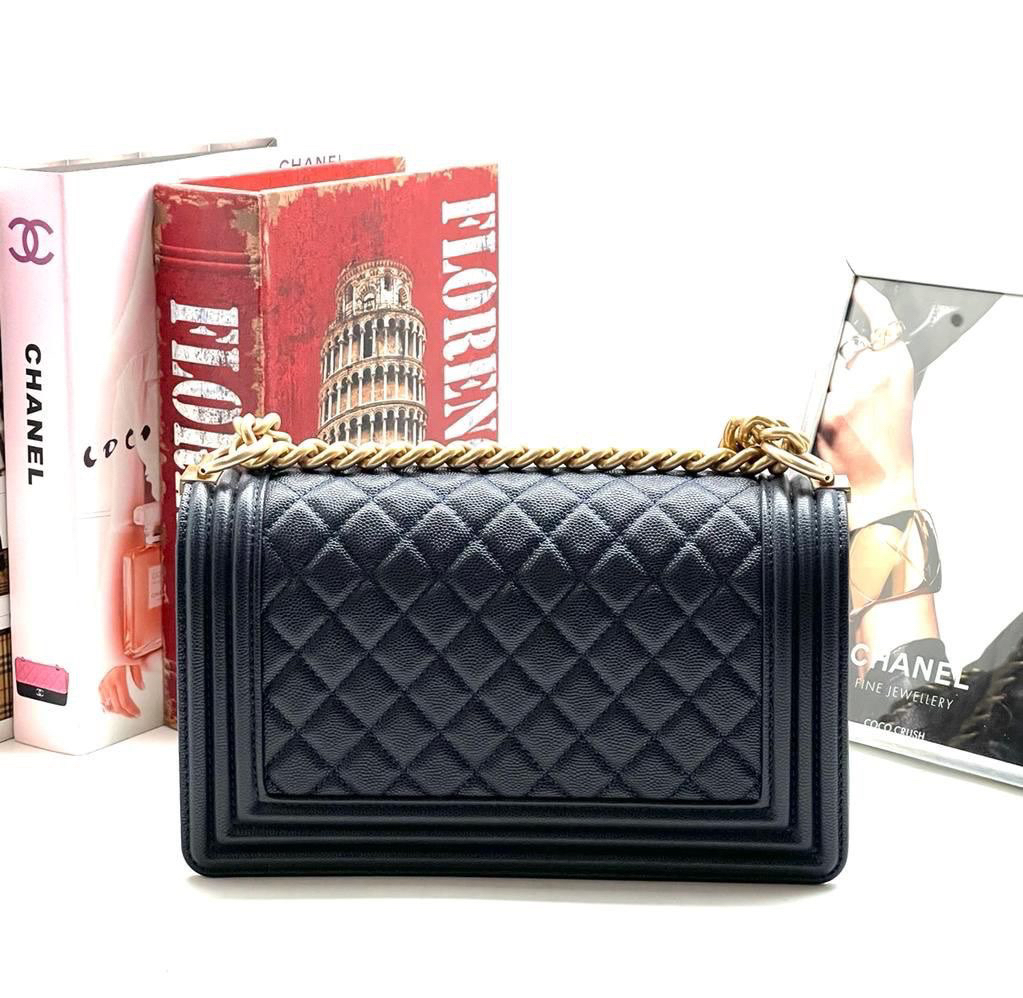 СУМКА CHANEL BOY детальное фото