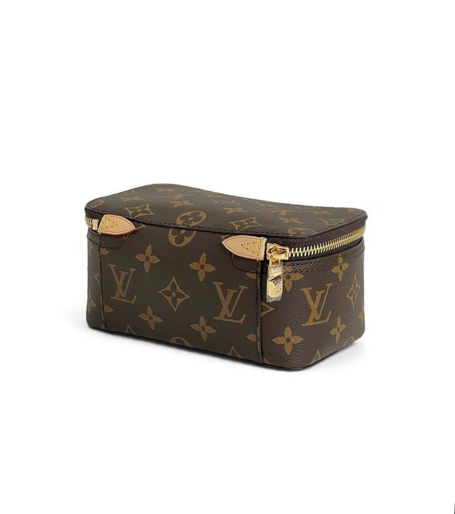 КОСМЕТИЧКА LOUIS VUITTON детальное фото