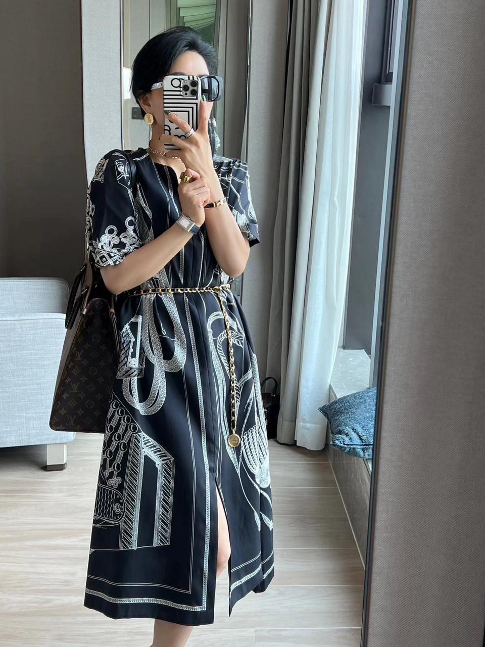 ПЛАТЬЕ HERMES детальное фото