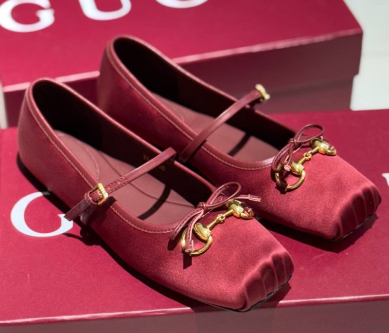 БАЛЕТКИ GUCCI фото