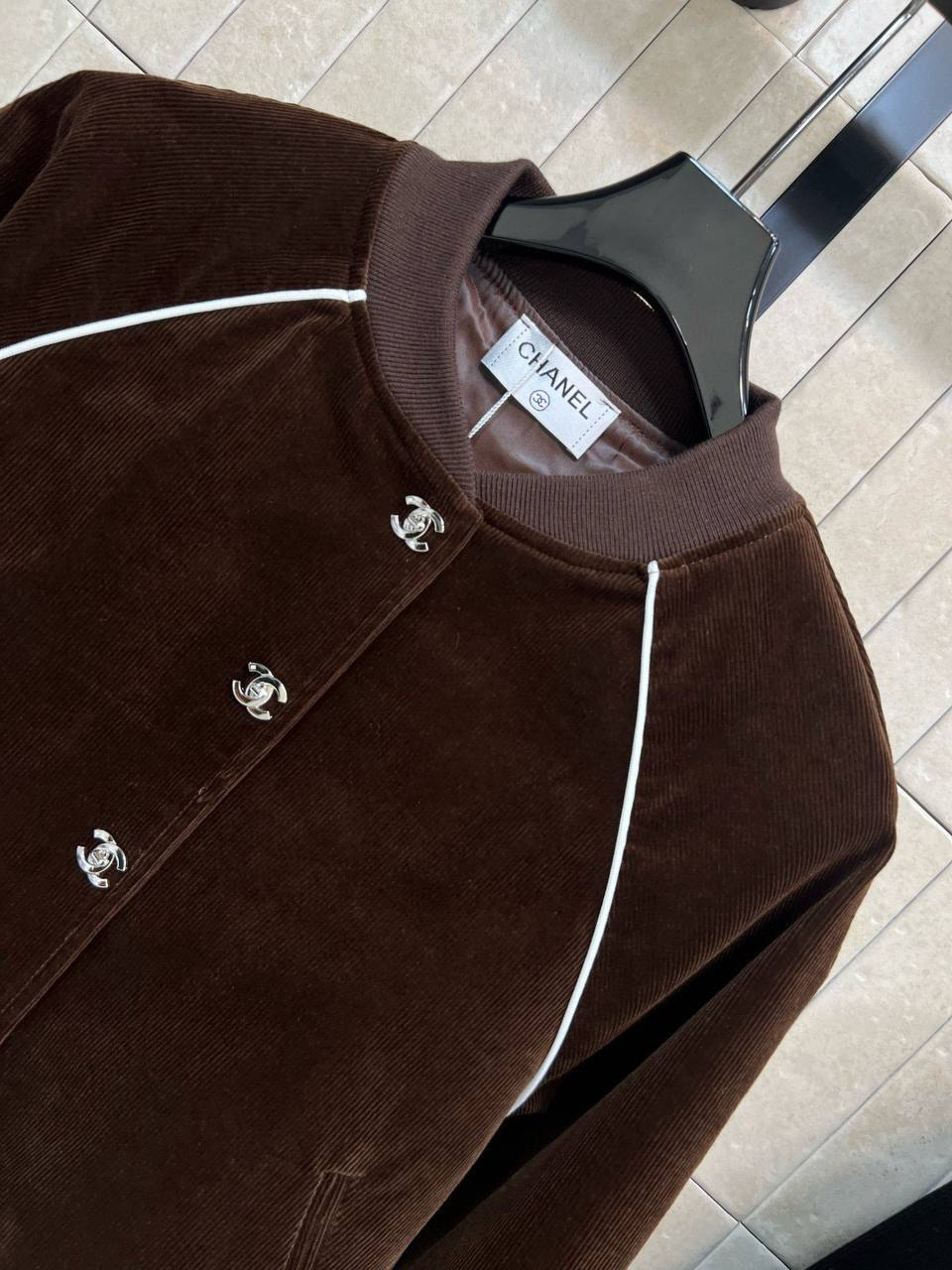 БОМБЕР CHANEL детальное фото