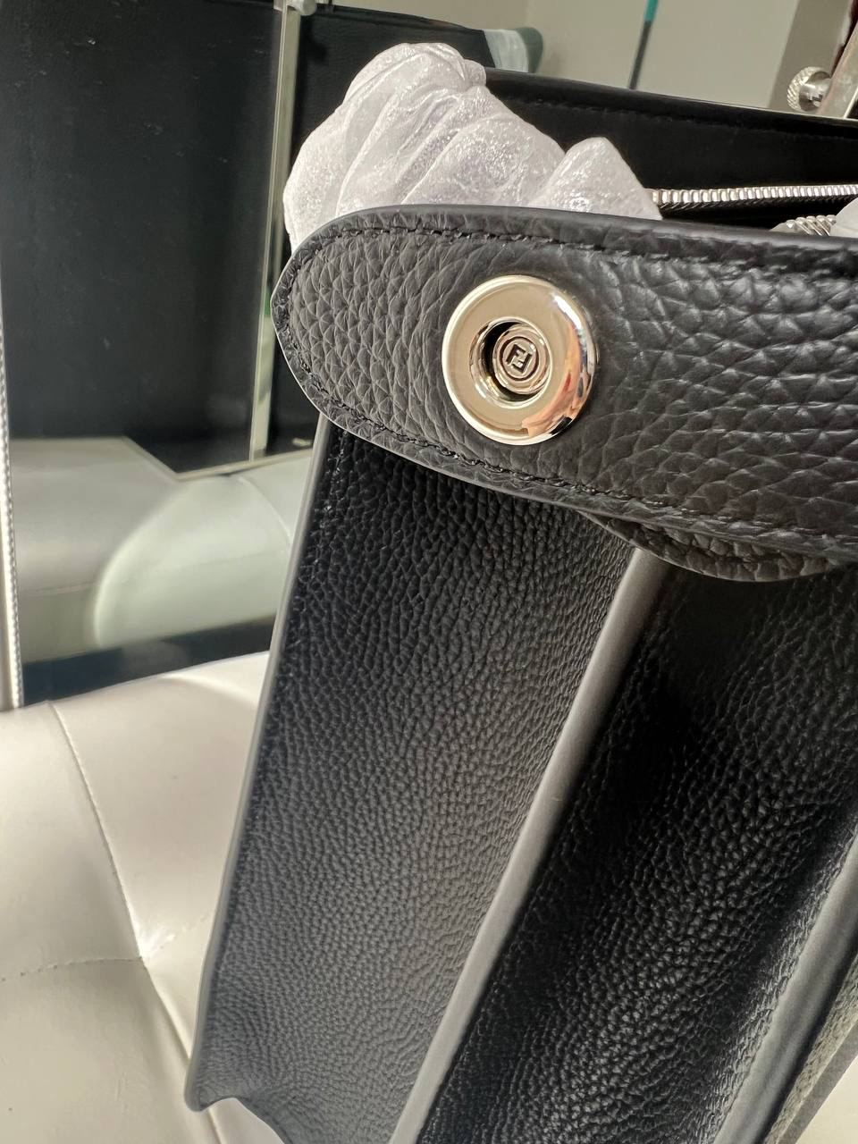 СУМКА FENDI X-LITE LARGE детальное фото