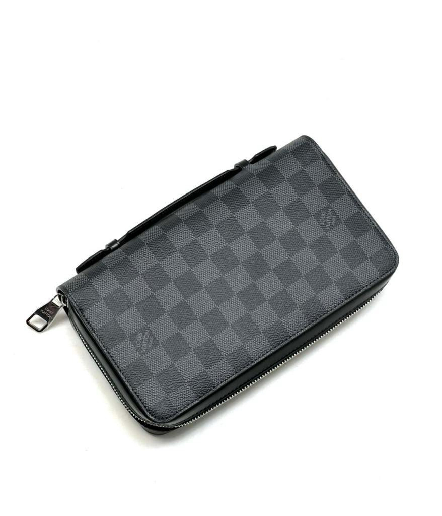 МУЖСКОЙ КЛАТЧ LOUIS VUITTON детальное фото