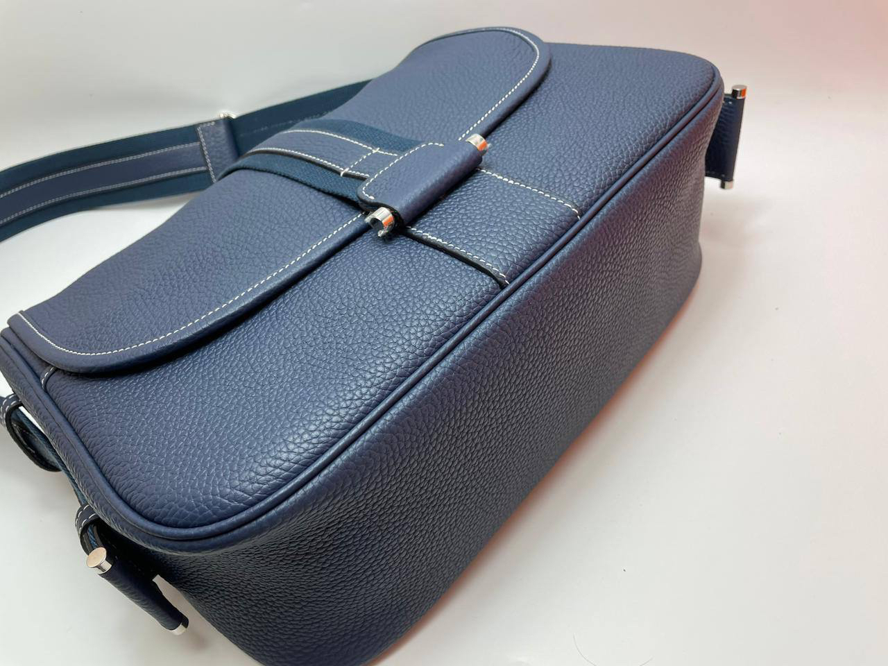 МУЖСКАЯ СУМКА МЕССЕНДЖЕР HERMES детальное фото