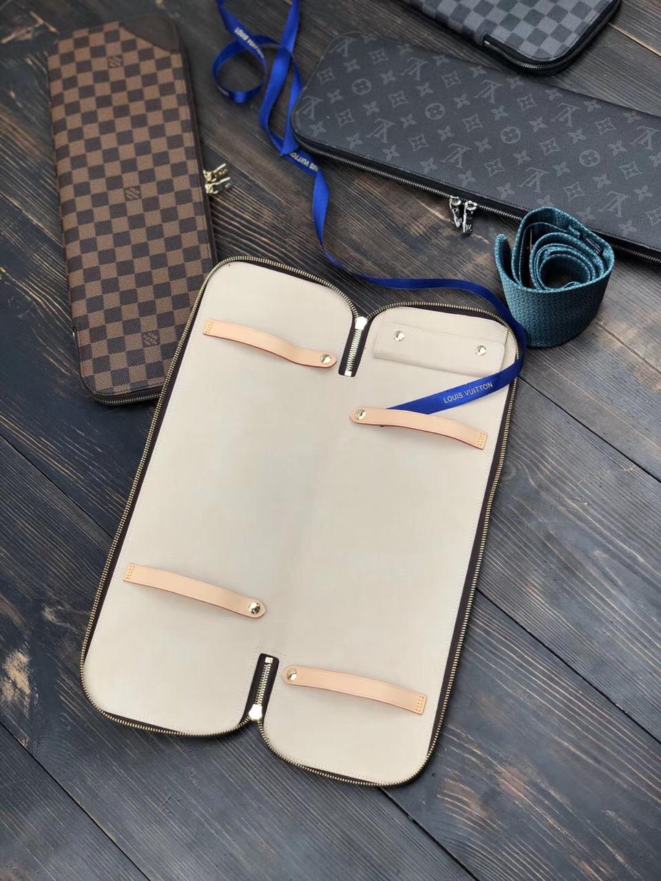 ФУТЛЯР ДЛЯ ГАЛСТУКОВ LOUIS VUITTON детальное фото
