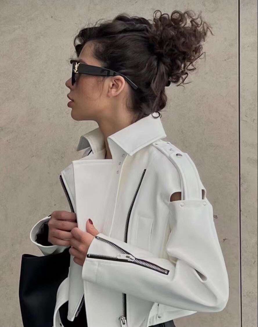 КУРТКА BALENCIAGA детальное фото