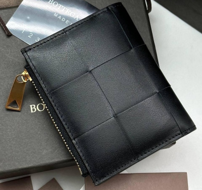 МУЖСКОЙ КОШЕЛЕК BOTTEGA VENETA фото